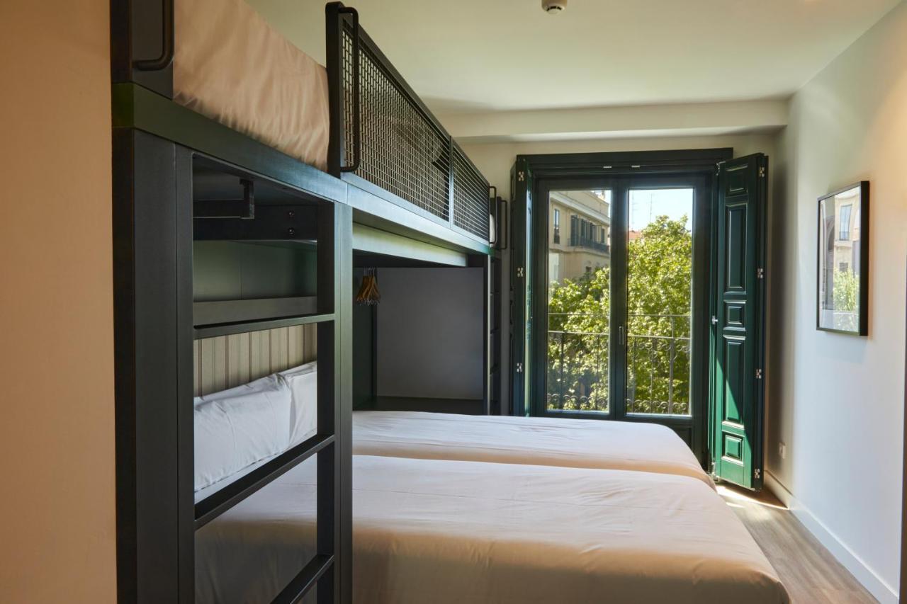 Latroupe Prado Hostel Мадрид Экстерьер фото