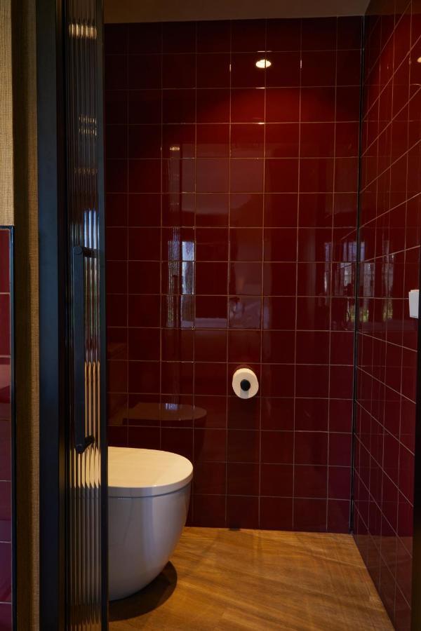 Latroupe Prado Hostel Мадрид Экстерьер фото